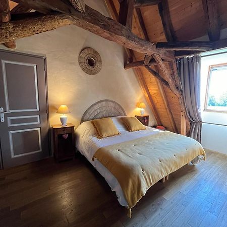 Chambre D'Hotes La Ferme De La Croix. Saint-Avit-Senieur Luaran gambar